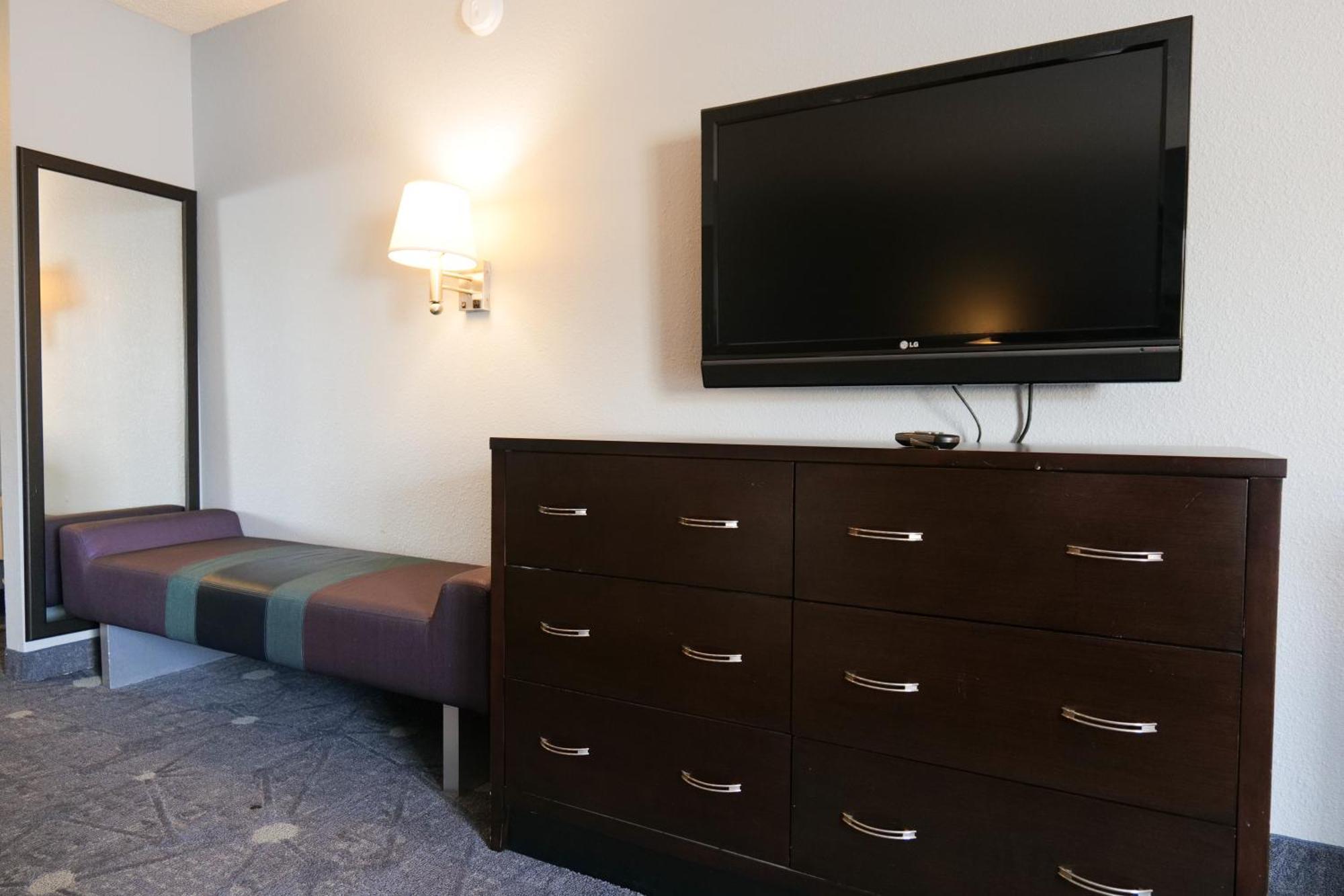 Baymont By Wyndham Flint Airport North Hotel Luaran gambar