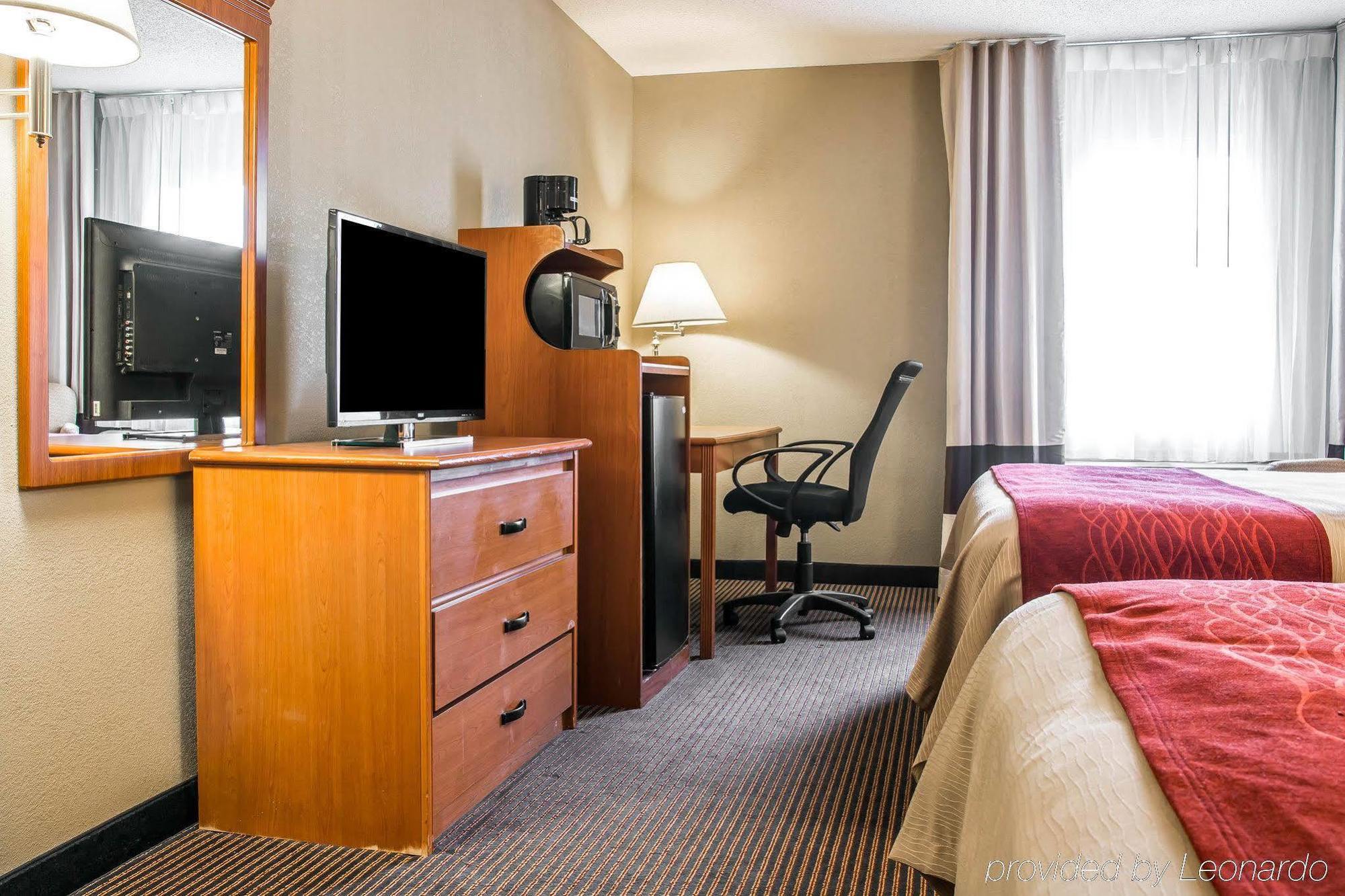 Baymont By Wyndham Flint Airport North Hotel Luaran gambar