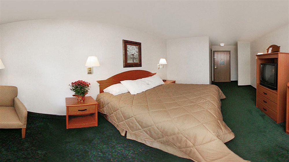 Baymont By Wyndham Flint Airport North Hotel Luaran gambar